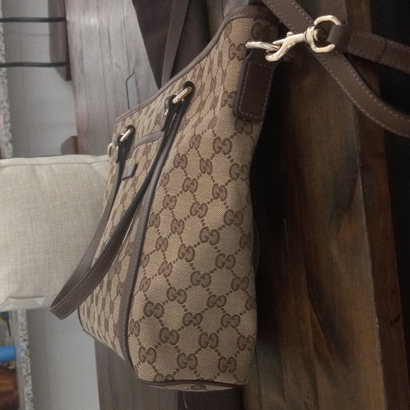 NWOT Authentic Gucci GG Supreme Monogram Medium Joy Tote Crossbody - Picture 7 of 10